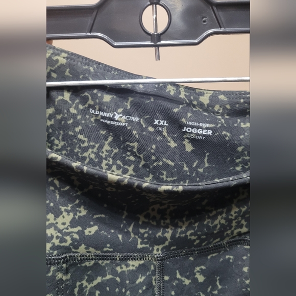 NWT Old Navy High-Waisted PowerSoft Pocket Joggers Girls Size XXL 18 Green Black - Picture 9 of 10